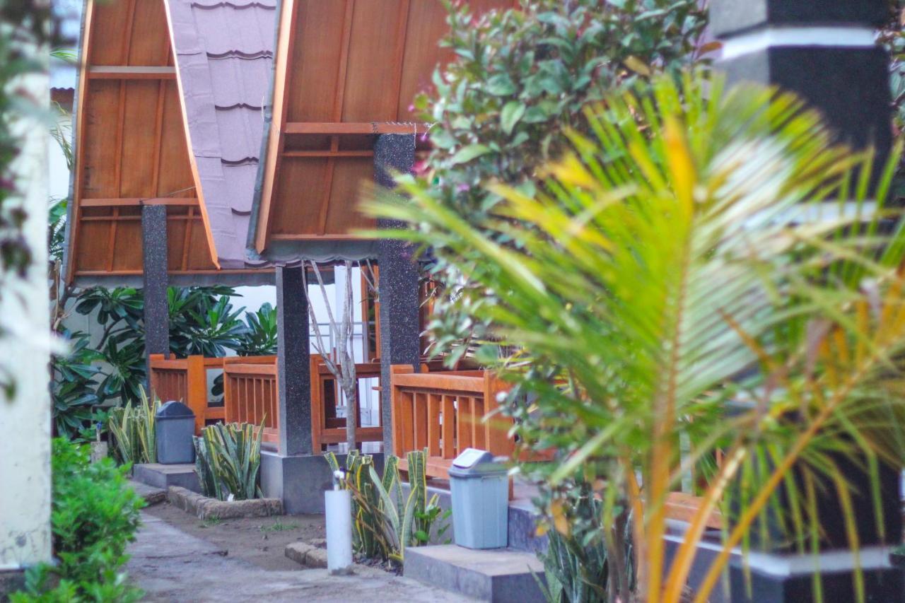 Balengku Homestay 길리 아이르 외부 사진